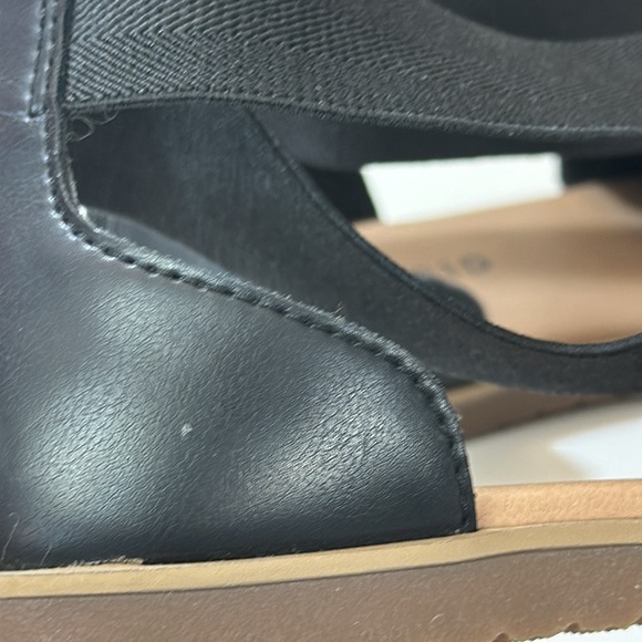 Torrid Stretch Ankle Sandals Size 7W - Picture 14 of 15